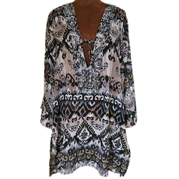 Raviya Tops - NWT Raviya Blouse Size XL Semi Sheer Beaded Lightweight Neutral Beach Boho Tunic